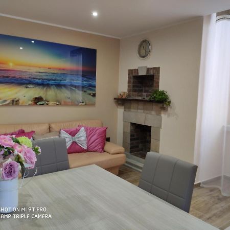 La Casa Delle Sorprese Apartment Trani Luaran gambar