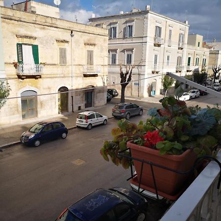 La Casa Delle Sorprese Apartment Trani Luaran gambar