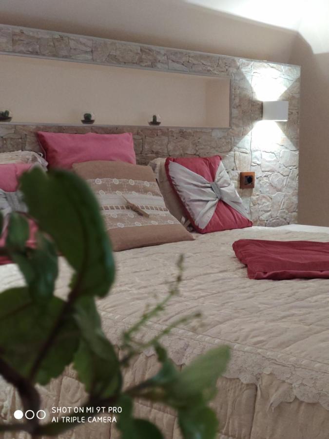 La Casa Delle Sorprese Apartment Trani Luaran gambar