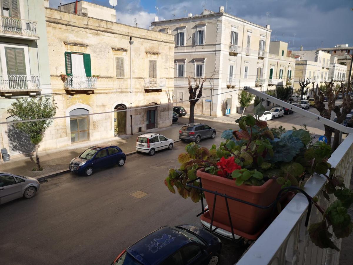 La Casa Delle Sorprese Apartment Trani Luaran gambar