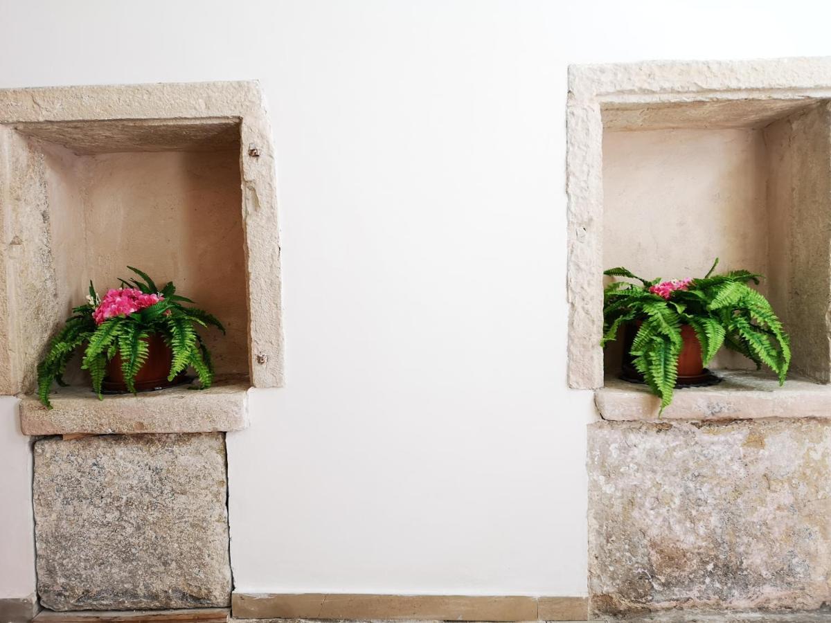 La Casa Delle Sorprese Apartment Trani Luaran gambar